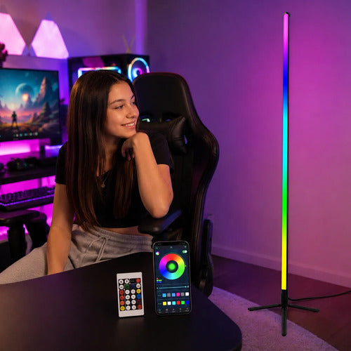 Lámpara Rgb Pie Led Decorativa Luz Ambiente Ritmo Música Negro
